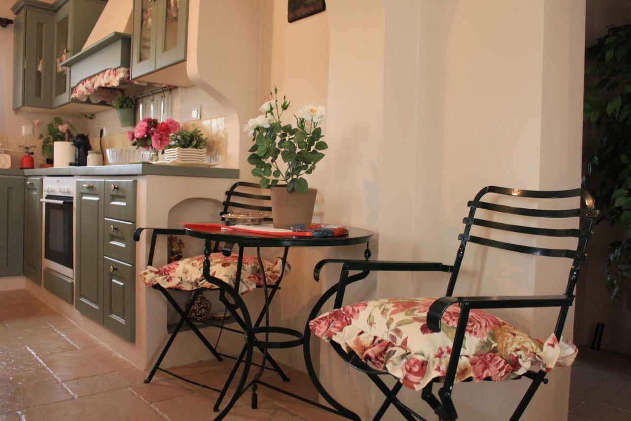 *Villa Pap-Live The Greek Hospitality In A Village* Nea Sampsounta Bagian luar foto