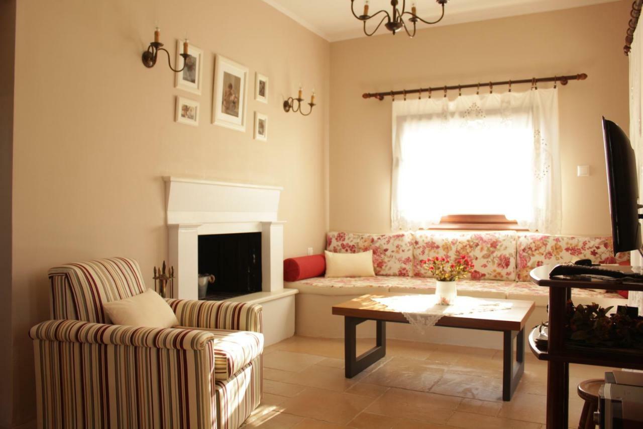 *Villa Pap-Live The Greek Hospitality In A Village* Nea Sampsounta Bagian luar foto